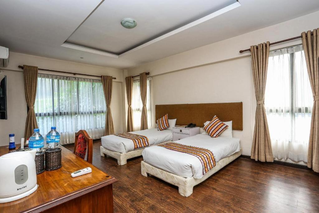 Grand Norling Hotel'S Resort Katmandu Eksteriør bilde